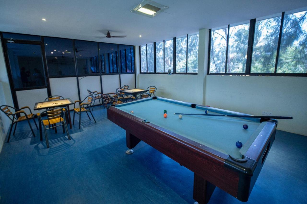 Ocean Spray Hotel Kālapettai Екстериор снимка
