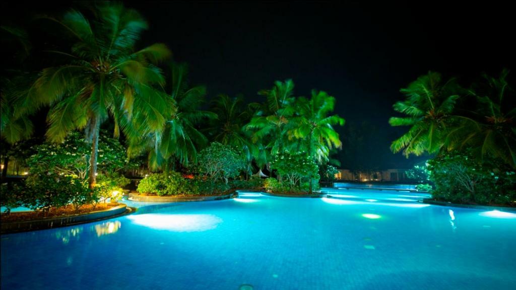 Ocean Spray Hotel Kālapettai Екстериор снимка